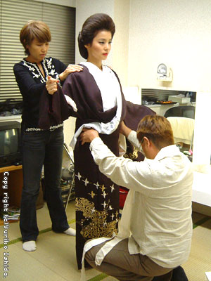 Staff S Report 28 いしらさんが Smapsmap で極道の姐さんに挑戦 Yuriko Ishida Official Homepage 石田ゆり子公式ホームページ