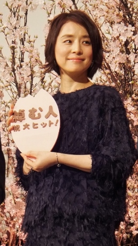 Staff S Report 大ヒット上映中 映画 悼む人 初日舞台あいさつ Yuriko Ishida Official Homepage 石田ゆり子公式ホームページ Staff S Report 大ヒット上映中 映画 悼む人 初日舞台あいさつ Yuriko Ishida Official Homepage 石田ゆり子公式ホームページ
